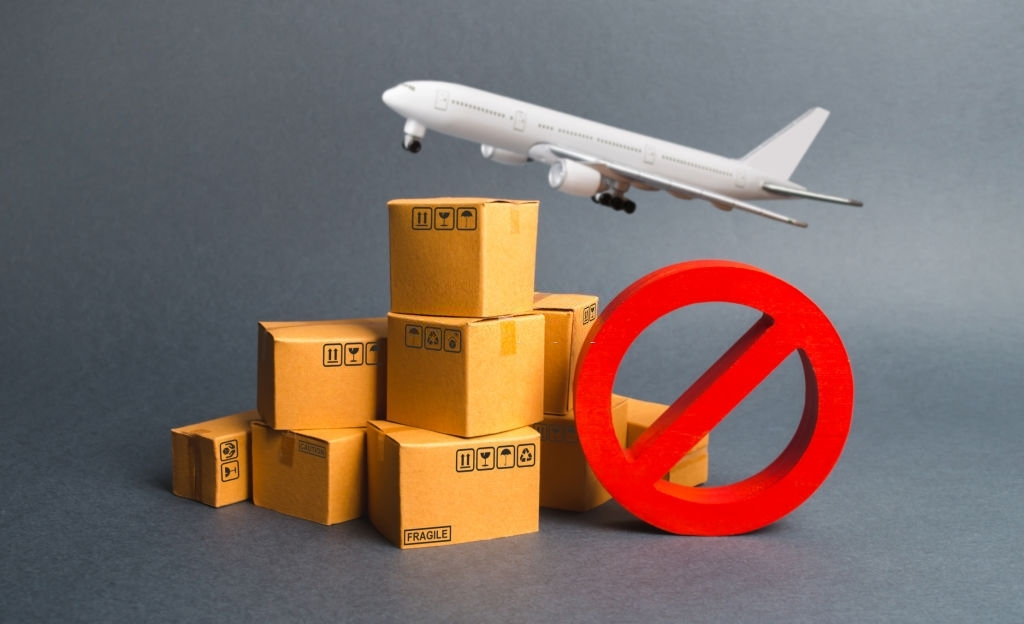 Các mặt hàng cấm gửi qua đường hàng không